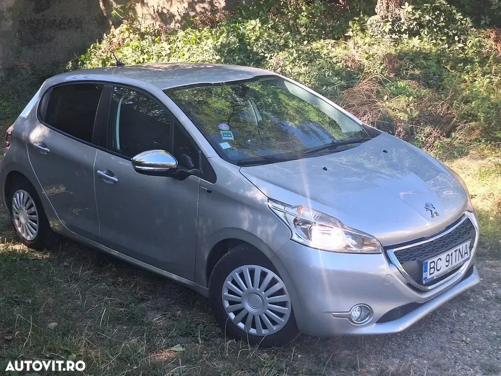 Peugeot 208 I 1.2 L PureTech Active — imagine 2