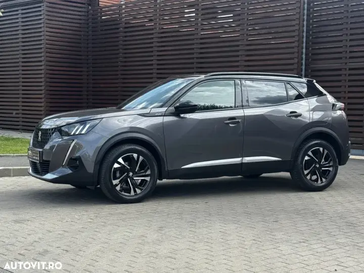 Peugeot 2008 II PureTech 130 EAT8 GT