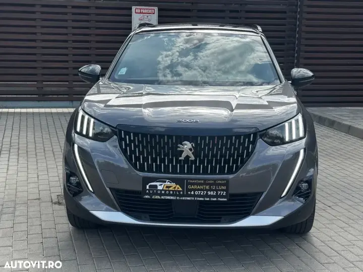 Peugeot 2008 II PureTech 130 EAT8 GT