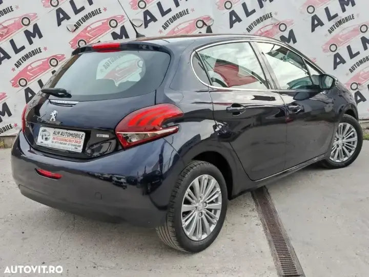 Peugeot 208 I 1.2 L PureTech Allure