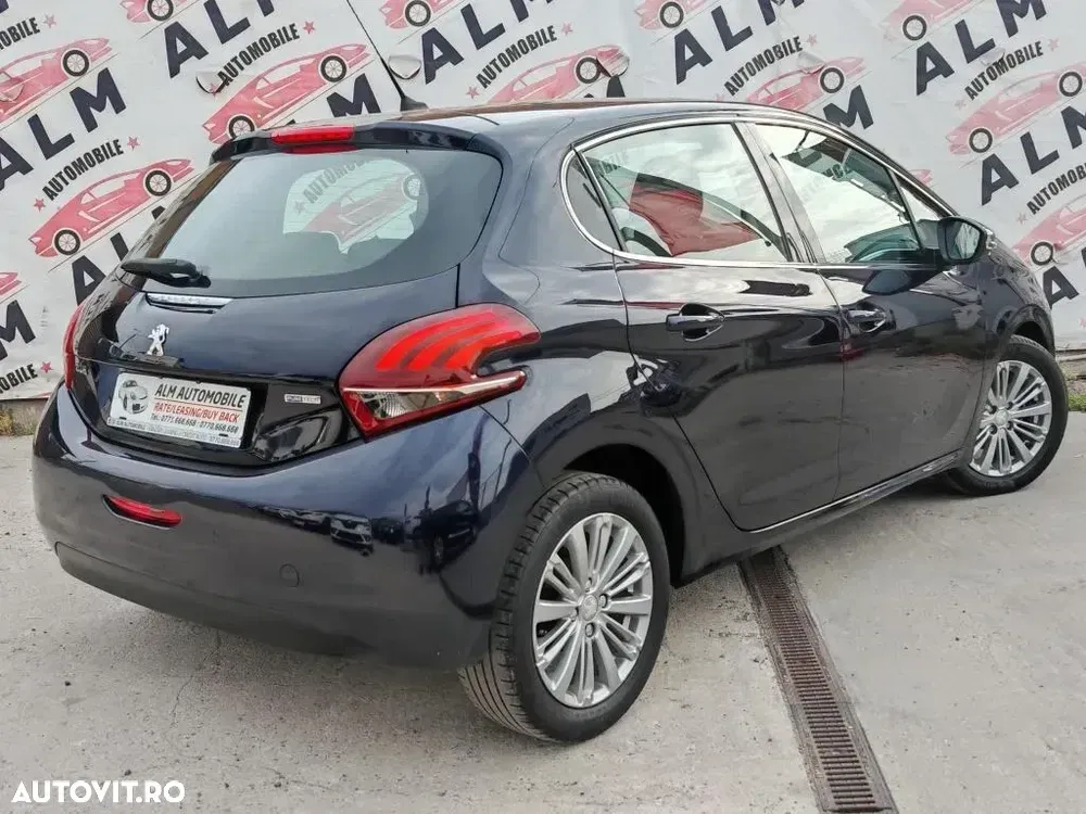 Peugeot 208 I 1.2 L PureTech Allure — imagine 6