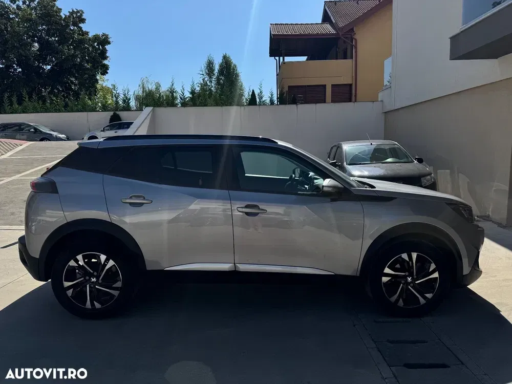 Peugeot 2008 II BlueHDi 100 STOP & START Allure — imagine 4