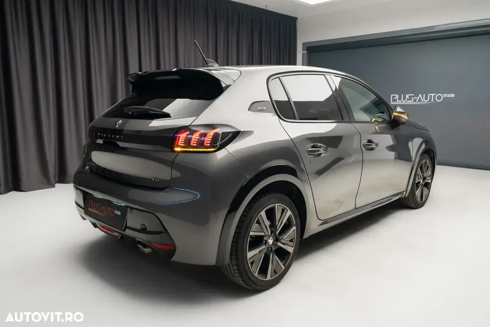 Peugeot 208 PureTech 100 EAT8 GT — imagine 3