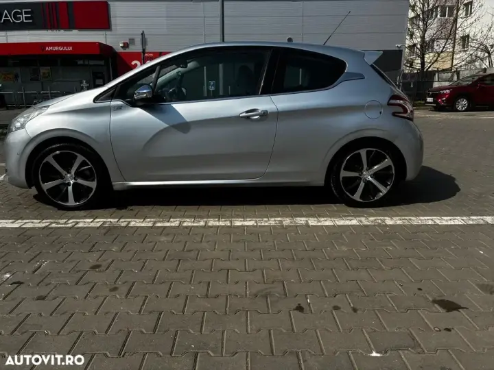 Peugeot 208 I 155 THP Allure