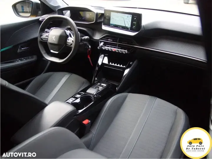 Peugeot 208 II PureTech 100 EAT8 Allure Pack