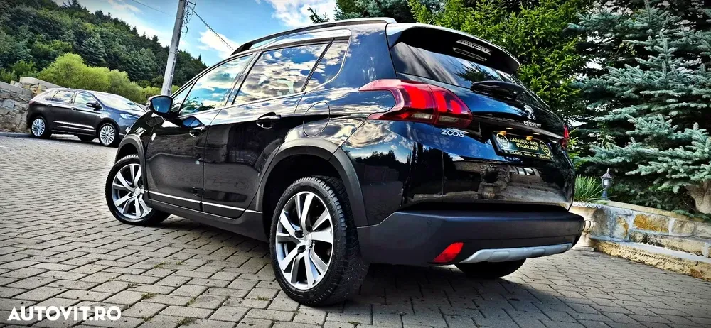 Peugeot 2008 I PureTech 110 Stop&Start GT-Line Edition — imagine 3
