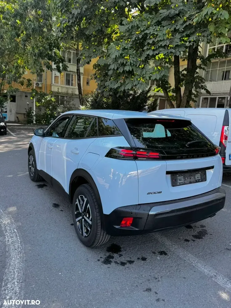 Peugeot 2008 — imagine 4