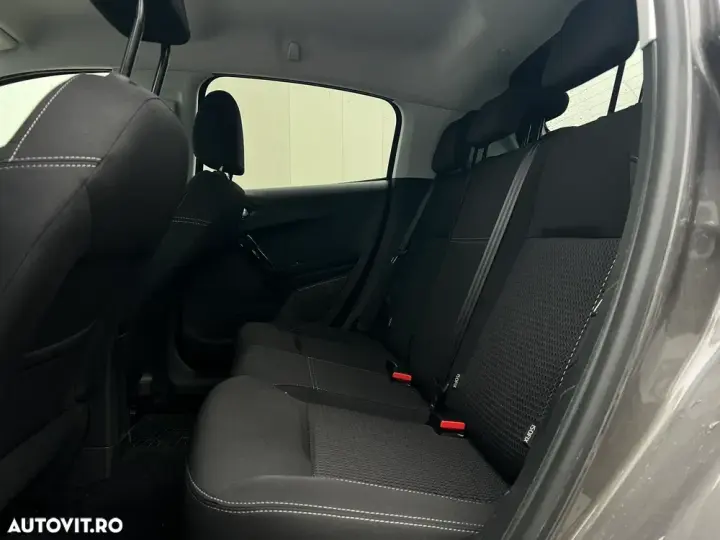 Peugeot 208 PureTech 110 Stop & Start Active