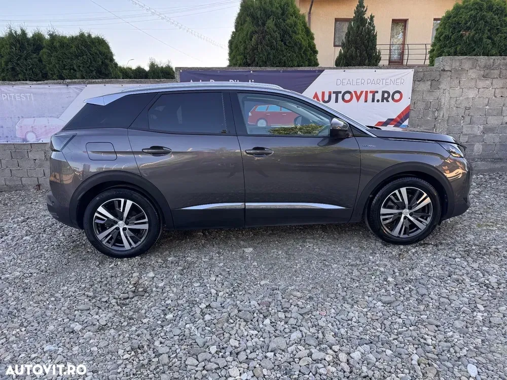 Peugeot 3008 PHEV 225 EAT8 GT — imagine 4