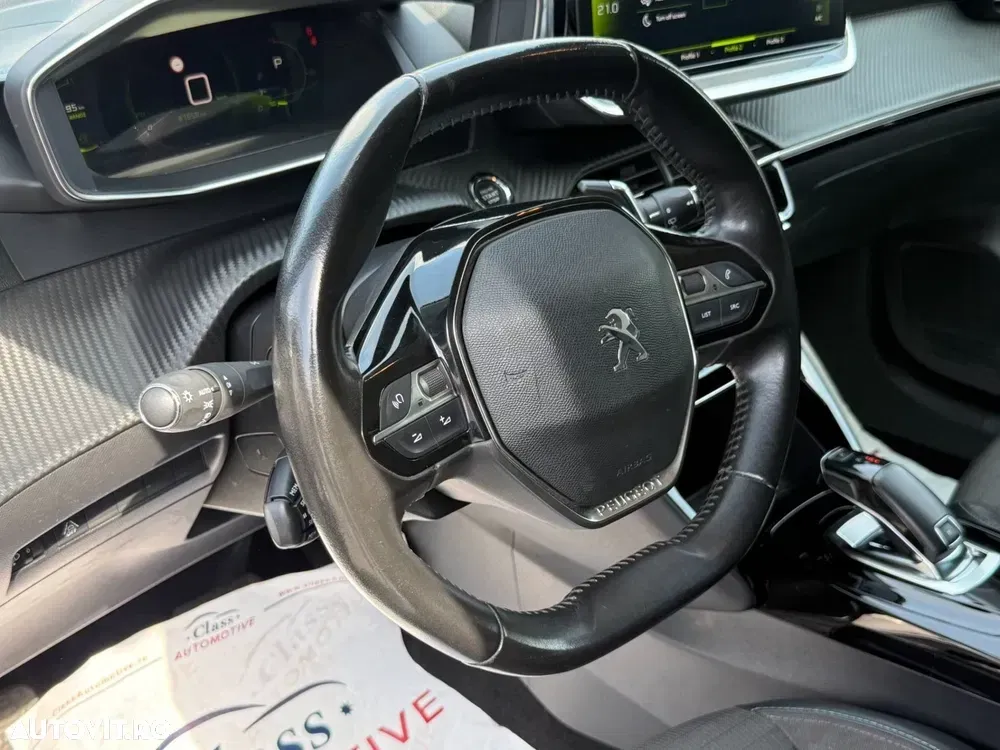 Peugeot 208 1.2 L PureTech STT EAT8 Active Pack — imagine 6