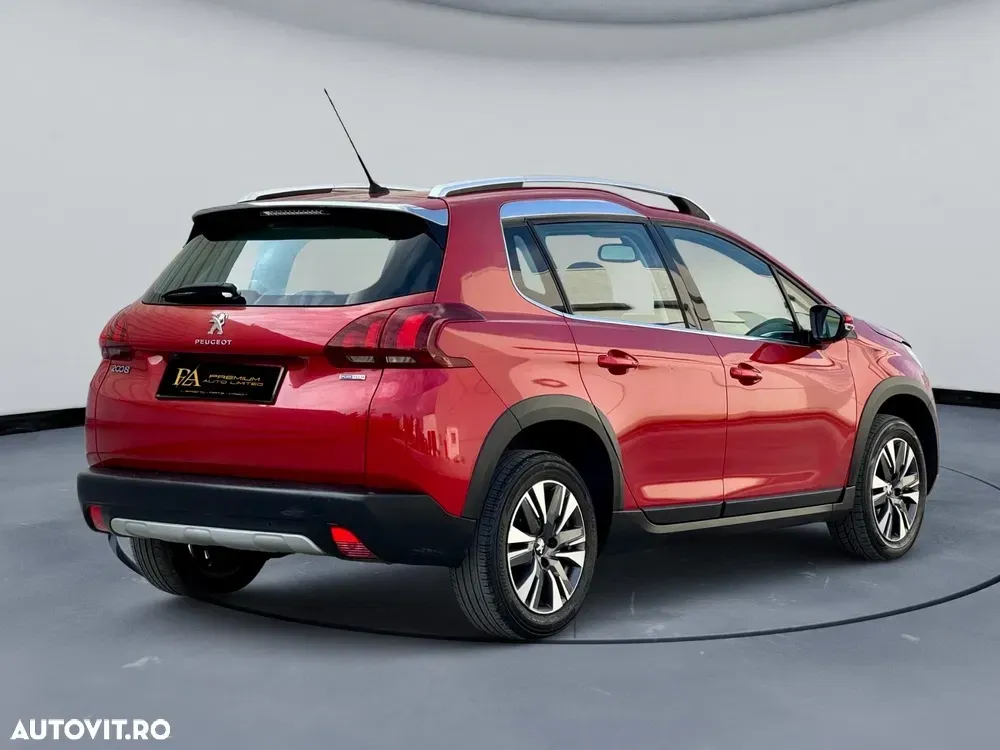 Peugeot 2008 I PureTech 110 Stop&Start Allure — imagine 4