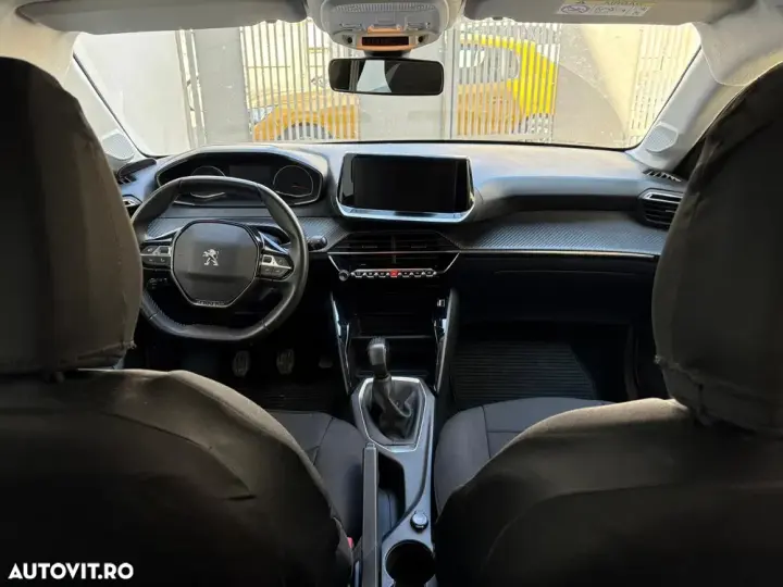 Peugeot 208 1.2 L PureTech STT Active