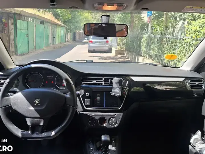 Peugeot 301