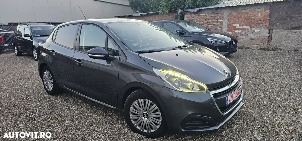 Peugeot 208 1.6 BlueHDi FAP Allure — imagine 2