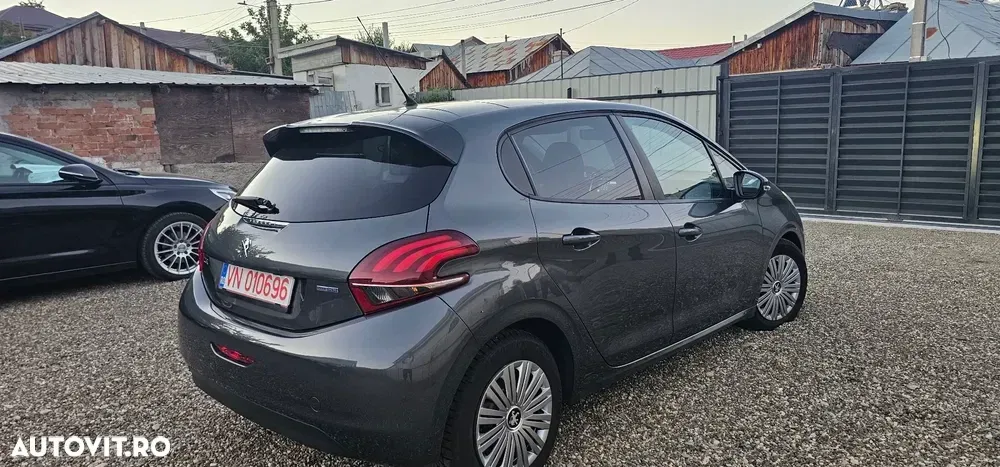 Peugeot 208 1.6 BlueHDi FAP Allure — imagine 4