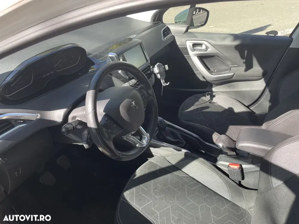 Peugeot 2008 I 1.6 BlueHDi FAP Access — imagine 4