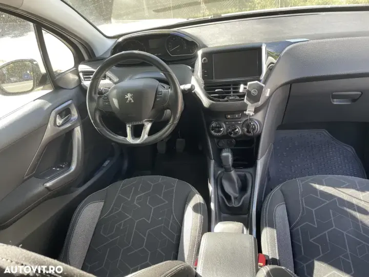 Peugeot 2008 I 1.6 BlueHDi FAP Access
