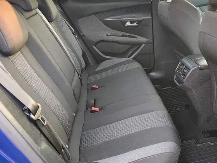 Peugeot 3008 II BlueHDi 130 Stop & Start Active Business-Paket