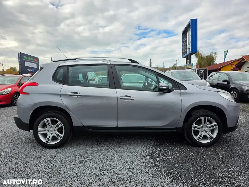 Peugeot 2008 PureTech 110 Stop&Start Active — imagine 3