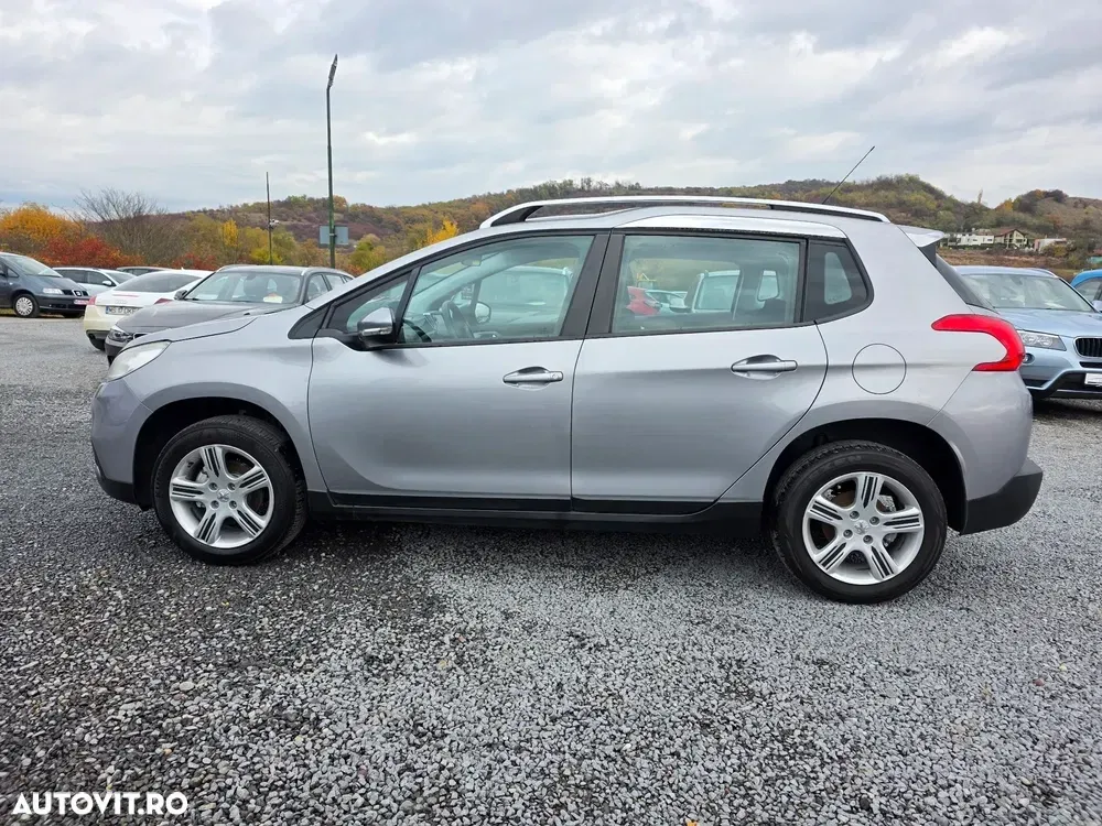 Peugeot 2008 PureTech 110 Stop&Start Active — imagine 5