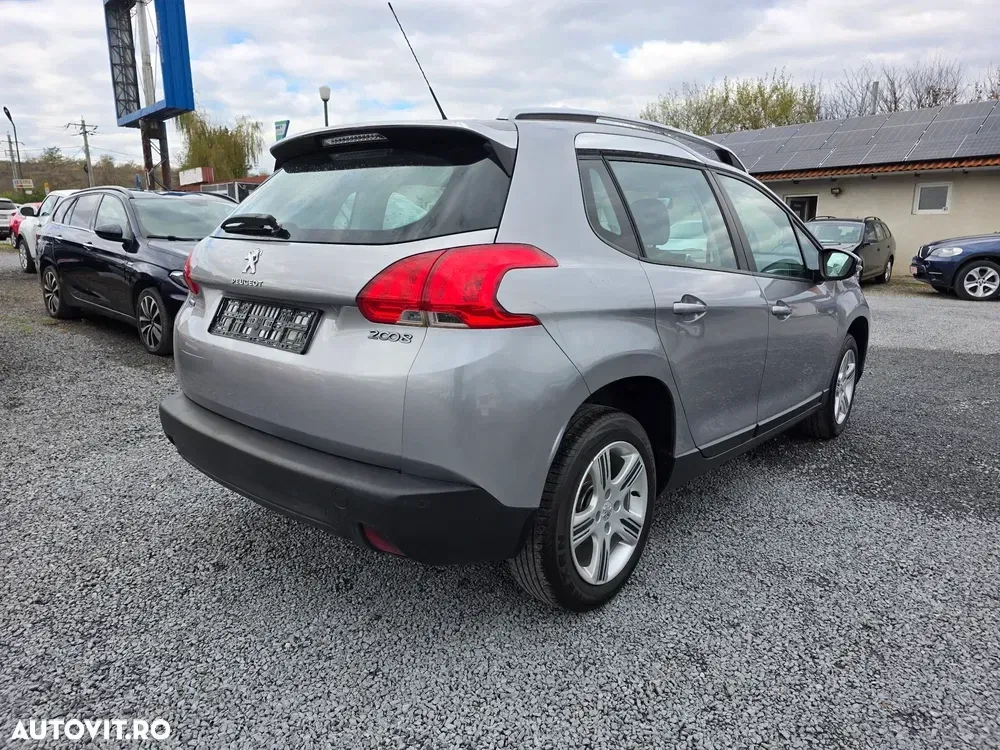 Peugeot 2008 PureTech 110 Stop&Start Active — imagine 4