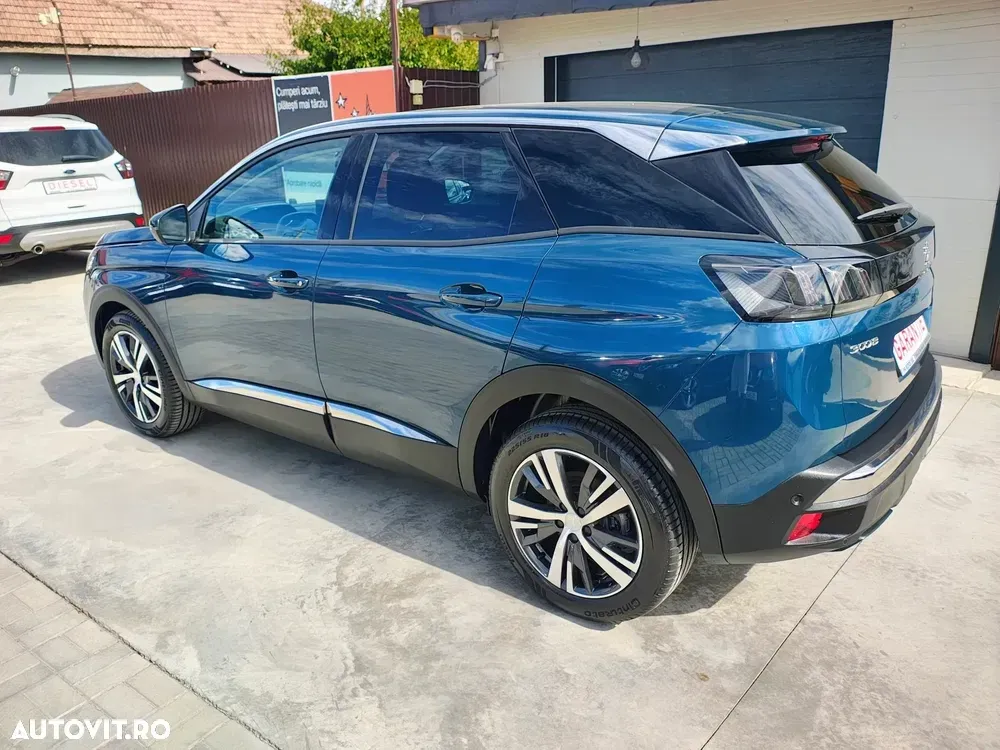 Peugeot 3008 II 1.2 PureTech Turbo S&S Allure — imagine 4