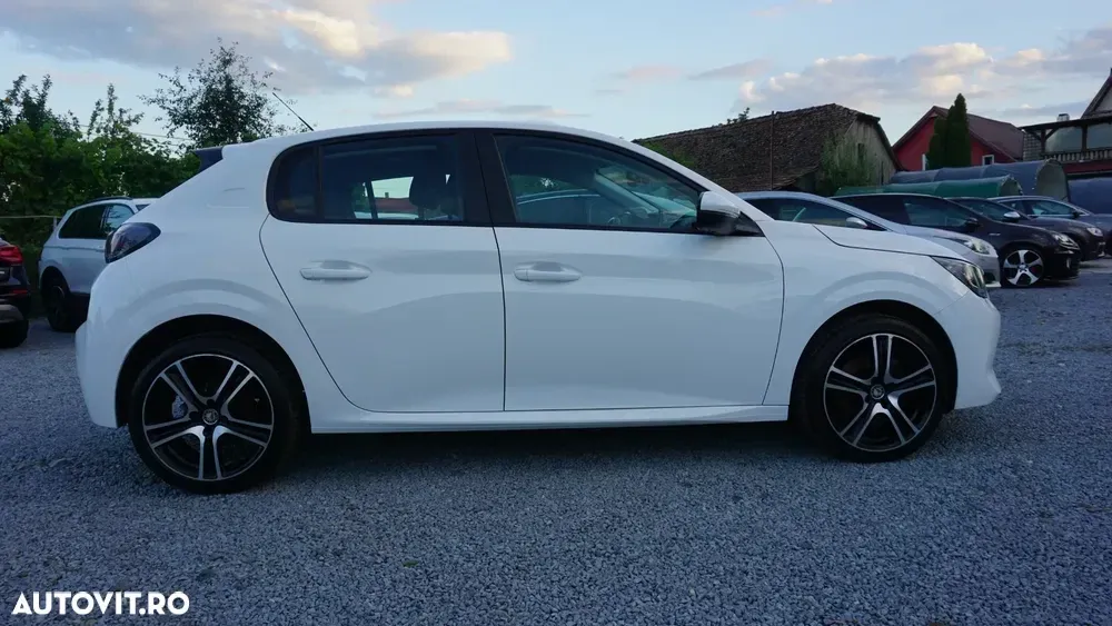 Peugeot 208 II BlueHDi 100 GT — imagine 3