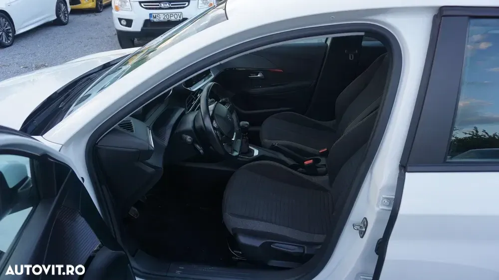 Peugeot 208 II BlueHDi 100 GT — imagine 6