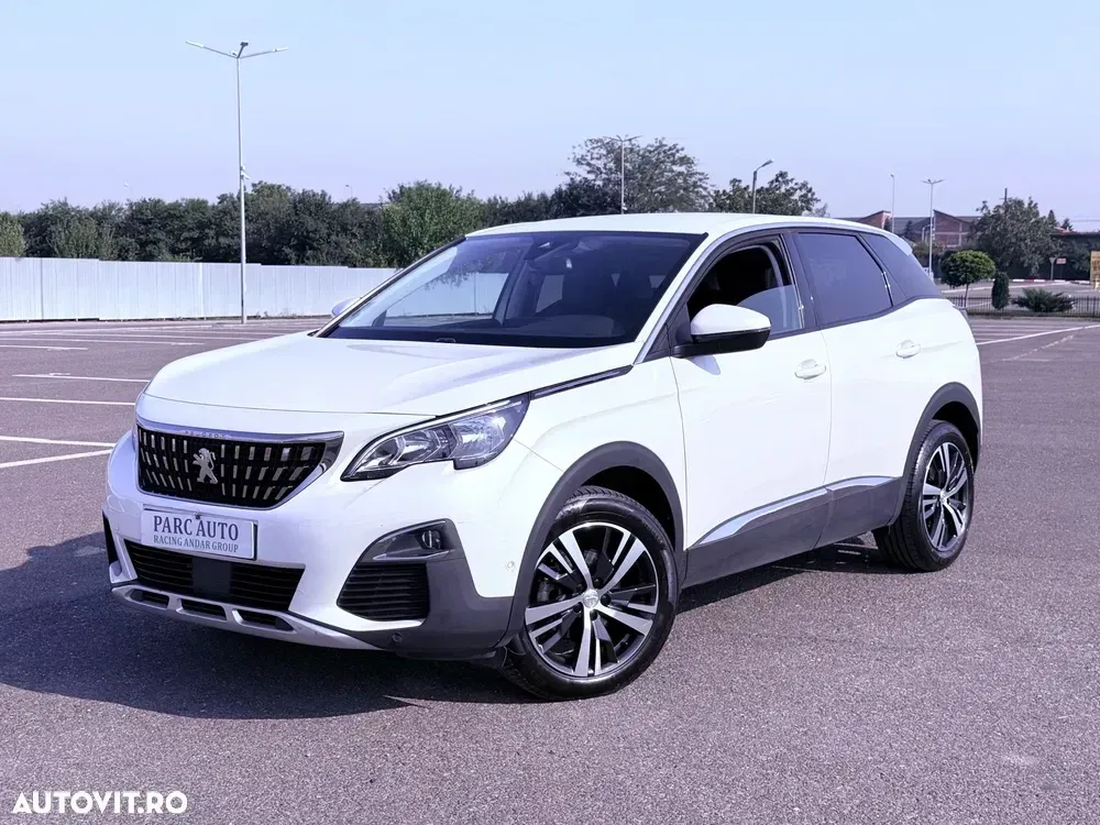 Peugeot 3008 1.2 PureTech Turbo S&S Allure — imagine 4