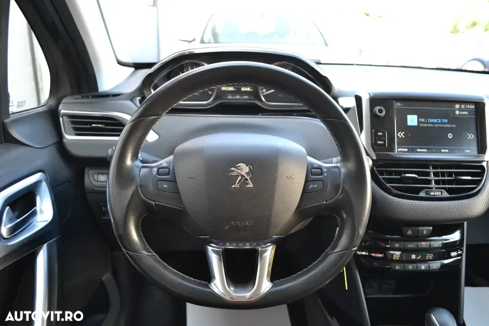 Peugeot 2008 I PureTech 130 Stop&Start EAT6 Allure — imagine 5