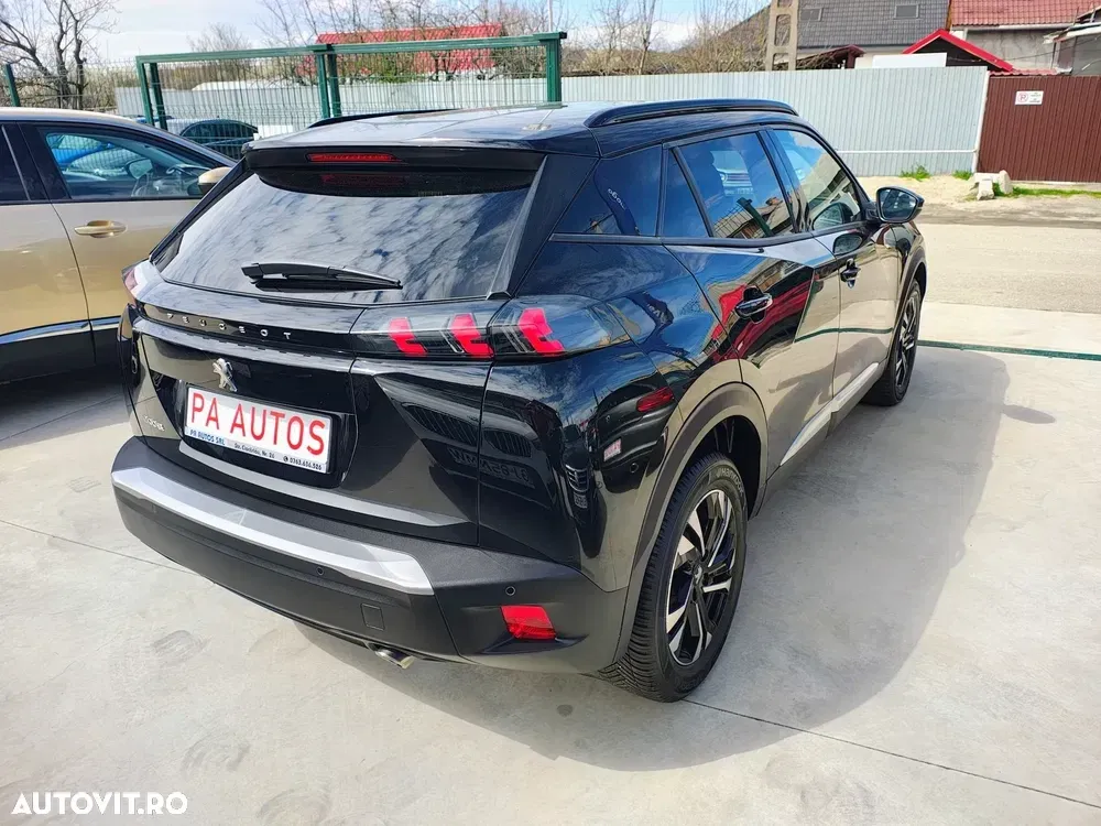 Peugeot 2008 II 1.5 BlueHDI 130 S&S EAT8 Allure — imagine 3