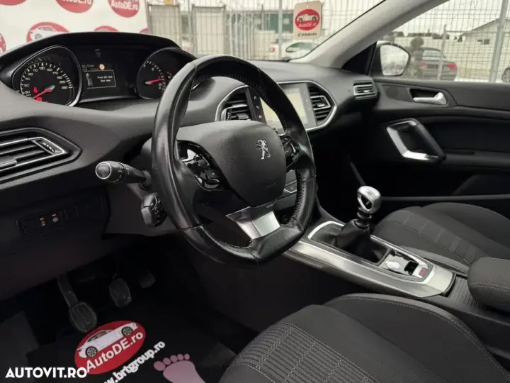 Peugeot 308 II