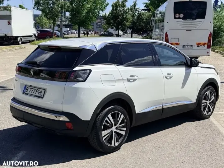Peugeot 3008 II 1.5 BlueHDI 130 S&S EAT8 Allure