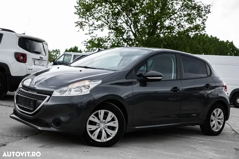 Peugeot 208 I 1.0 L PureTech Active — imagine 3
