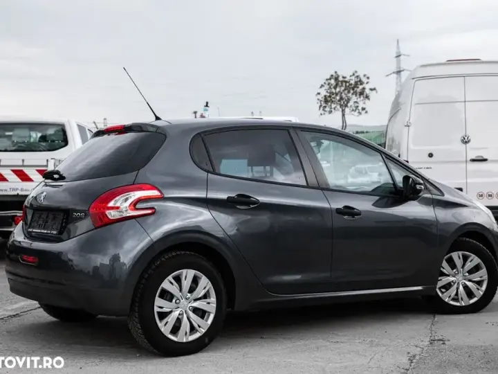 Peugeot 208 I 1.0 L PureTech Active