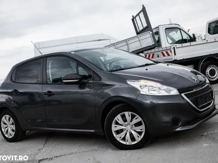 Peugeot 208 I 1.0 L PureTech Active