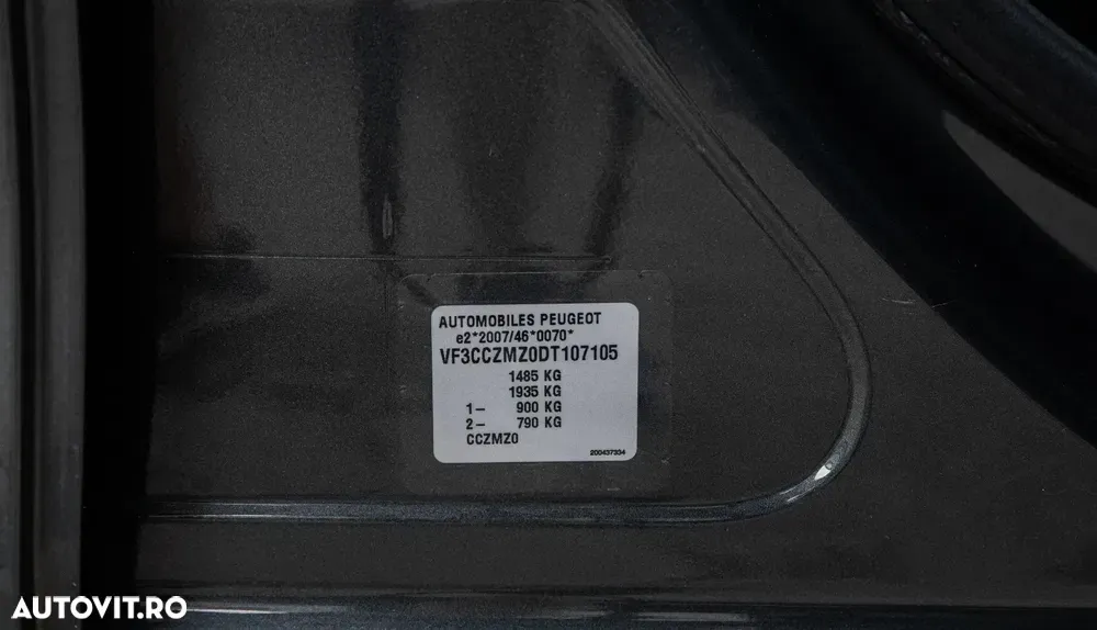 Peugeot 208 I 1.0 L PureTech Active — imagine 4