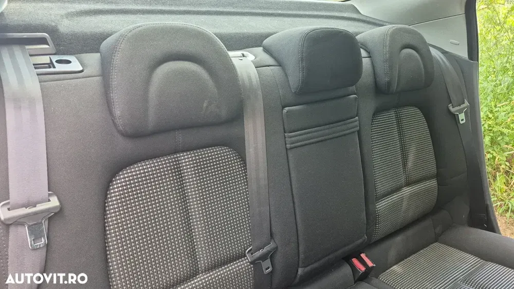 Peugeot 407 HDi 135 Automatik Esplanade — imagine 6