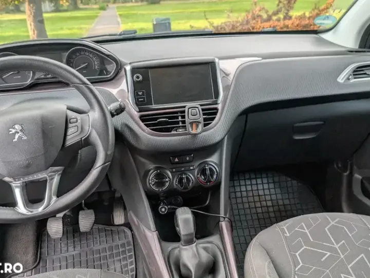 Peugeot 2008 I PureTech 82 Active