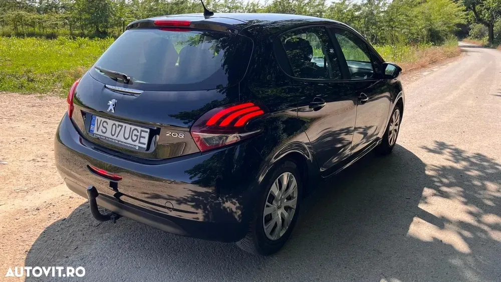Peugeot 208 II 1.5 BlueHDi FAP STT Allure — imagine 3