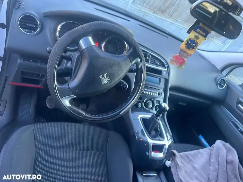 Peugeot 5008 II 2.0 BlueHDI Active — imagine 4