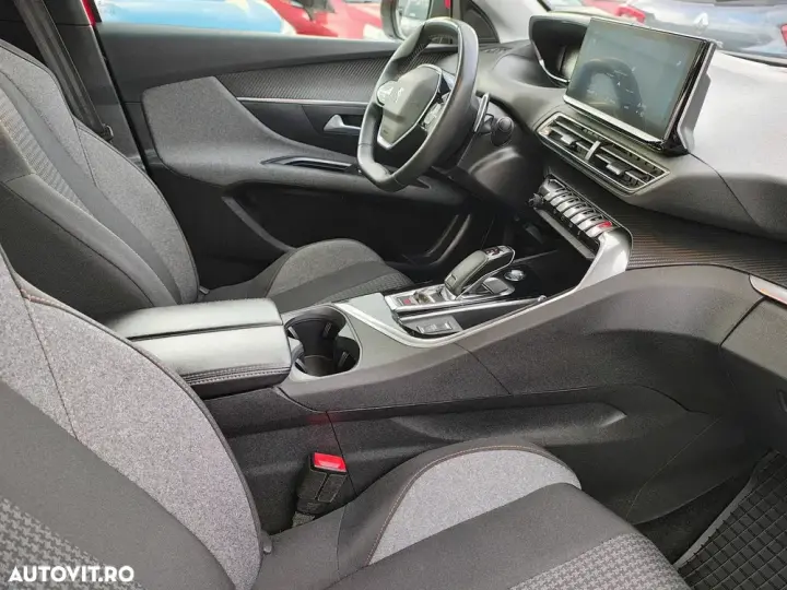 Peugeot 3008 II BlueHDi 130 Stop & Start EAT8 Active Business-Paket