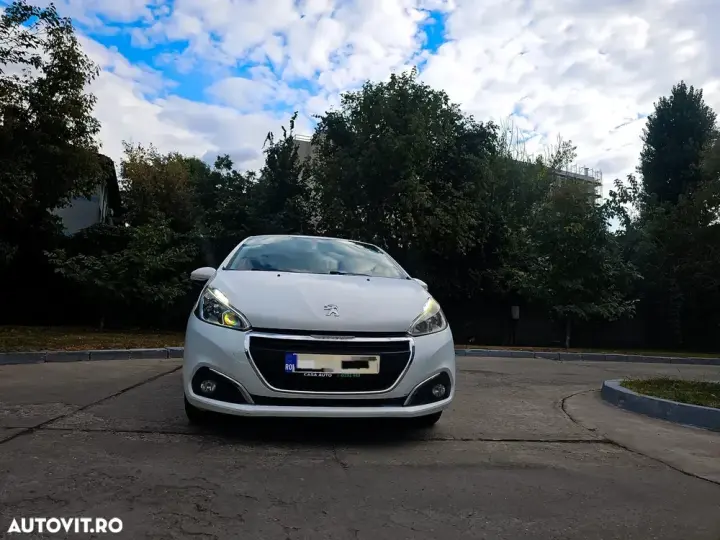 Peugeot 208 I