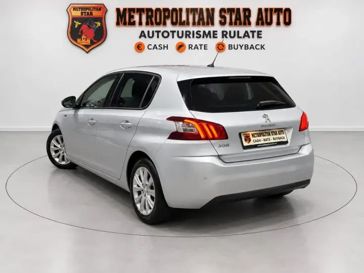 Peugeot 308 II