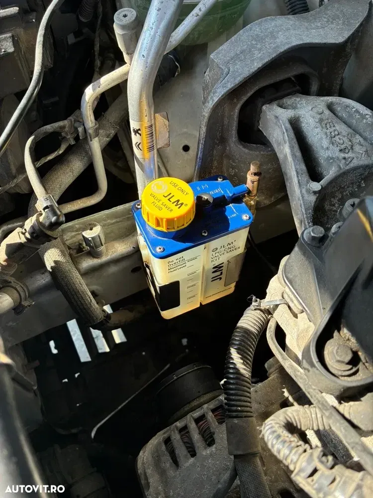 Peugeot 308 II 1.2 L PureTech Access — imagine 6