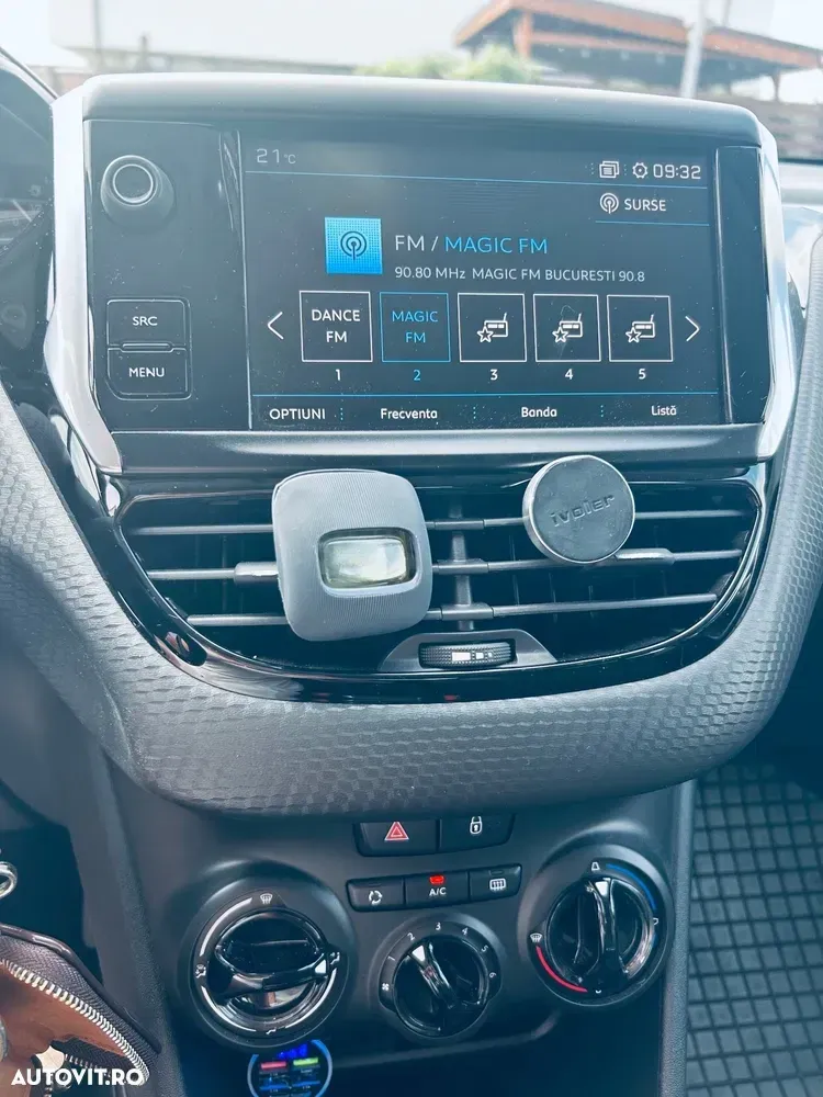 Peugeot 2008 II — imagine 5