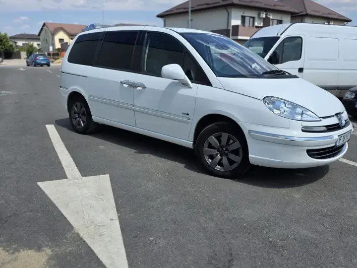Peugeot 807