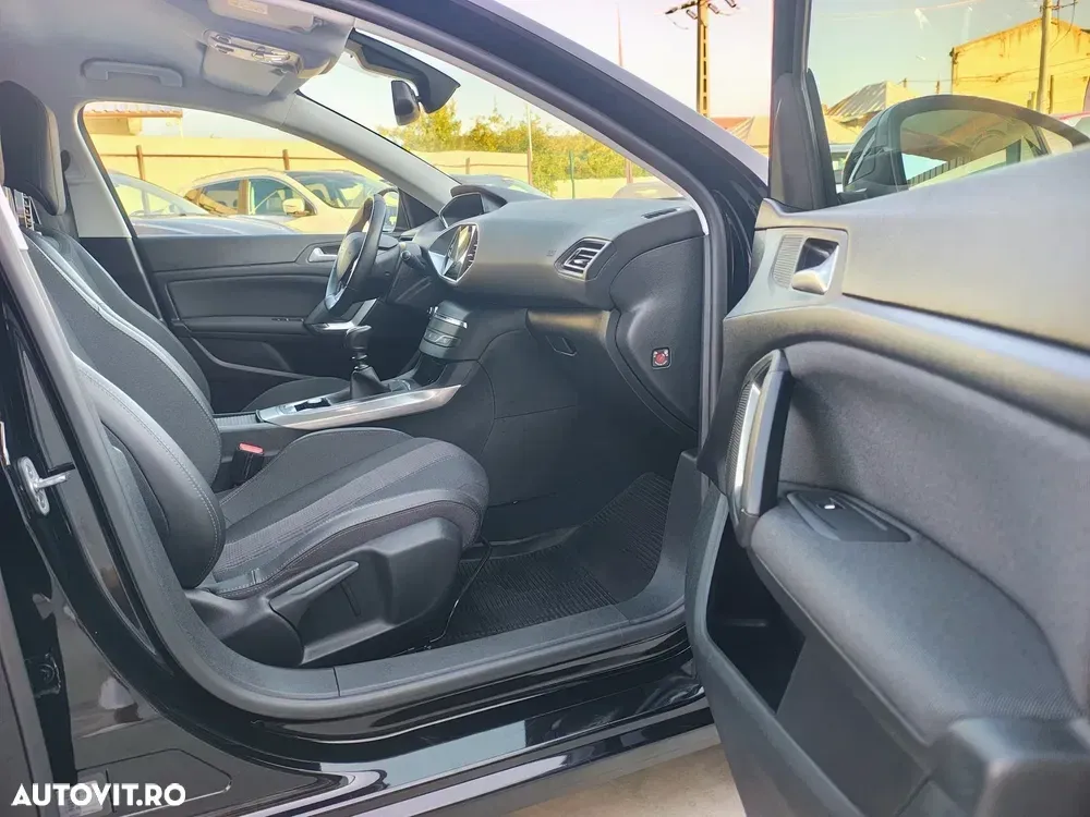 Peugeot 308 II — imagine 5