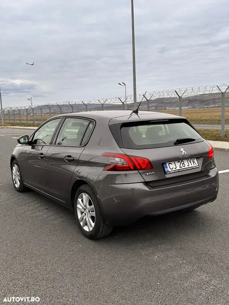 Peugeot 308 BlueHDi 130 Active Pack — imagine 3