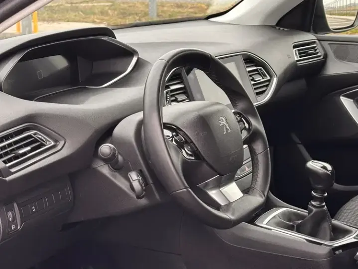 Peugeot 308 BlueHDi 130 Active Pack